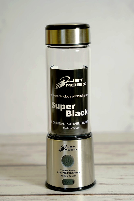 شیکر و مخلوط کن شارژی جت موبیکس مدل Super black