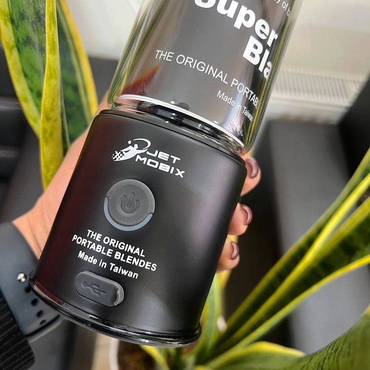 شیکر و مخلوط کن شارژی جت موبیکس مدل Super black